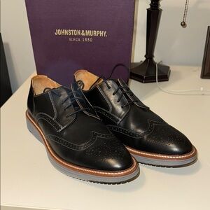 Johnston & Murphy Black Upton Wingtip
